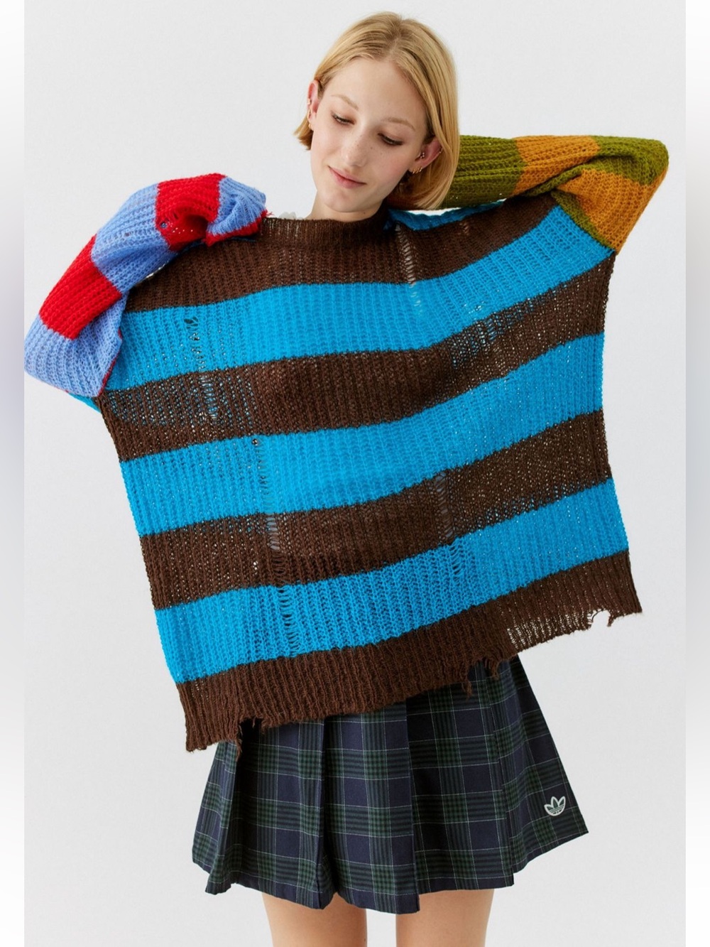 Urban Outfitters Alston Distressed Sweater S Oversized